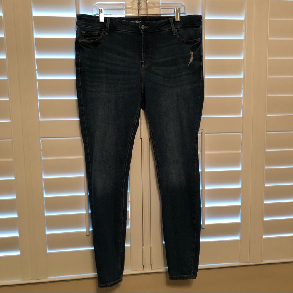Old Navy ROCKSTAR Super Skinny High Rise  blue jeans- size 16 plus long